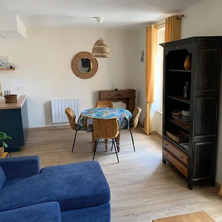 アパート Le Petit Perche Val-au-Perche